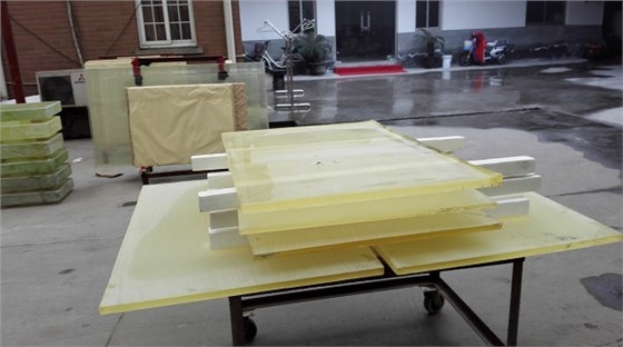 茂名铅玻璃的常规保养